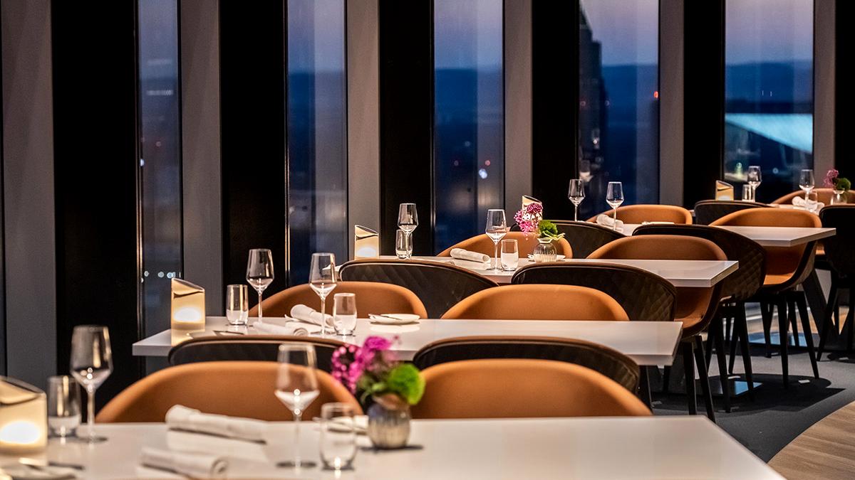 Gemütliches Ambiente im Restaurant Sorriso mit mediterranen Gerichten